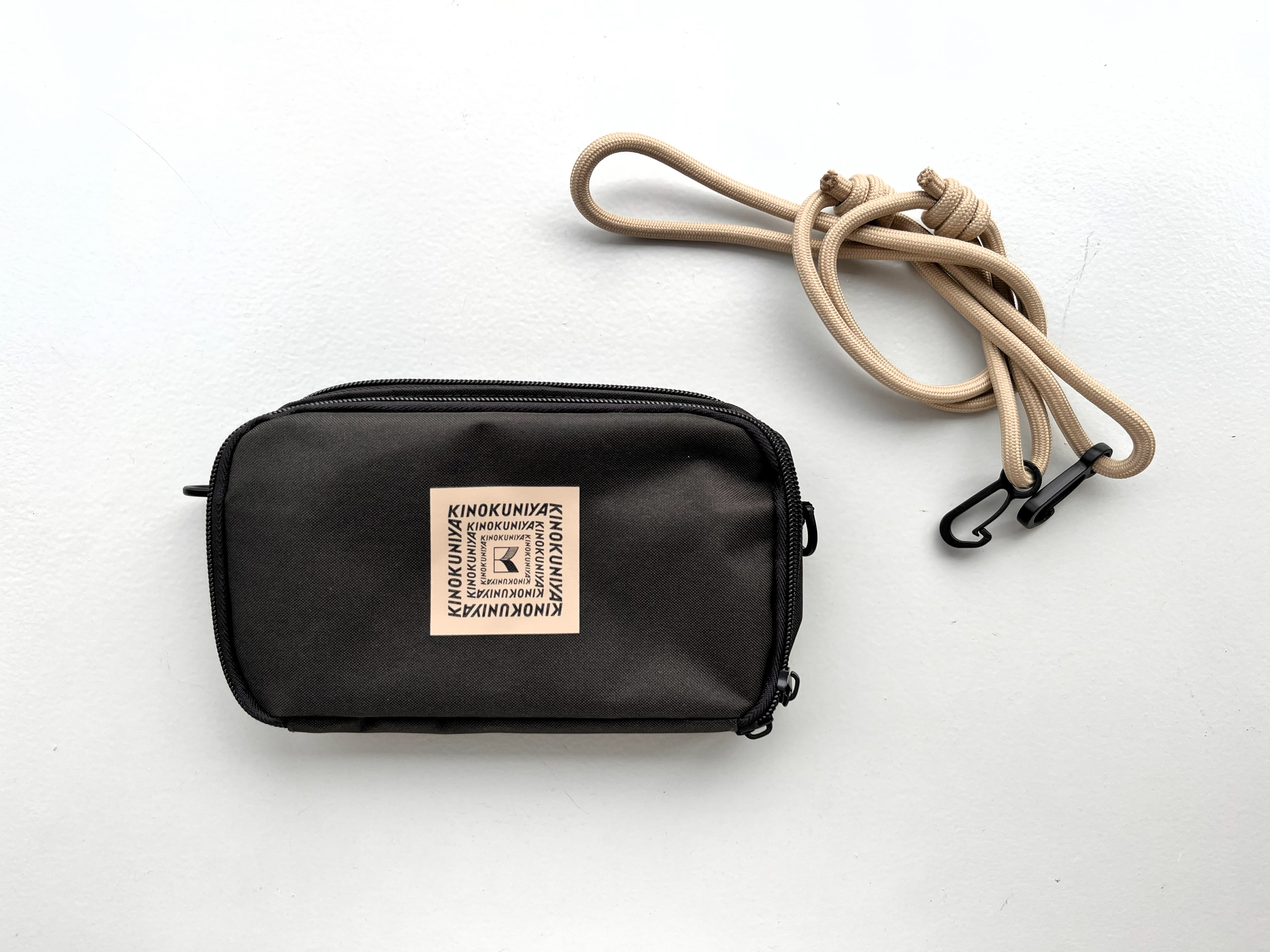 2025年11月号《特別付録》紀ノ国屋 5ポケット付き！ トートバッグ