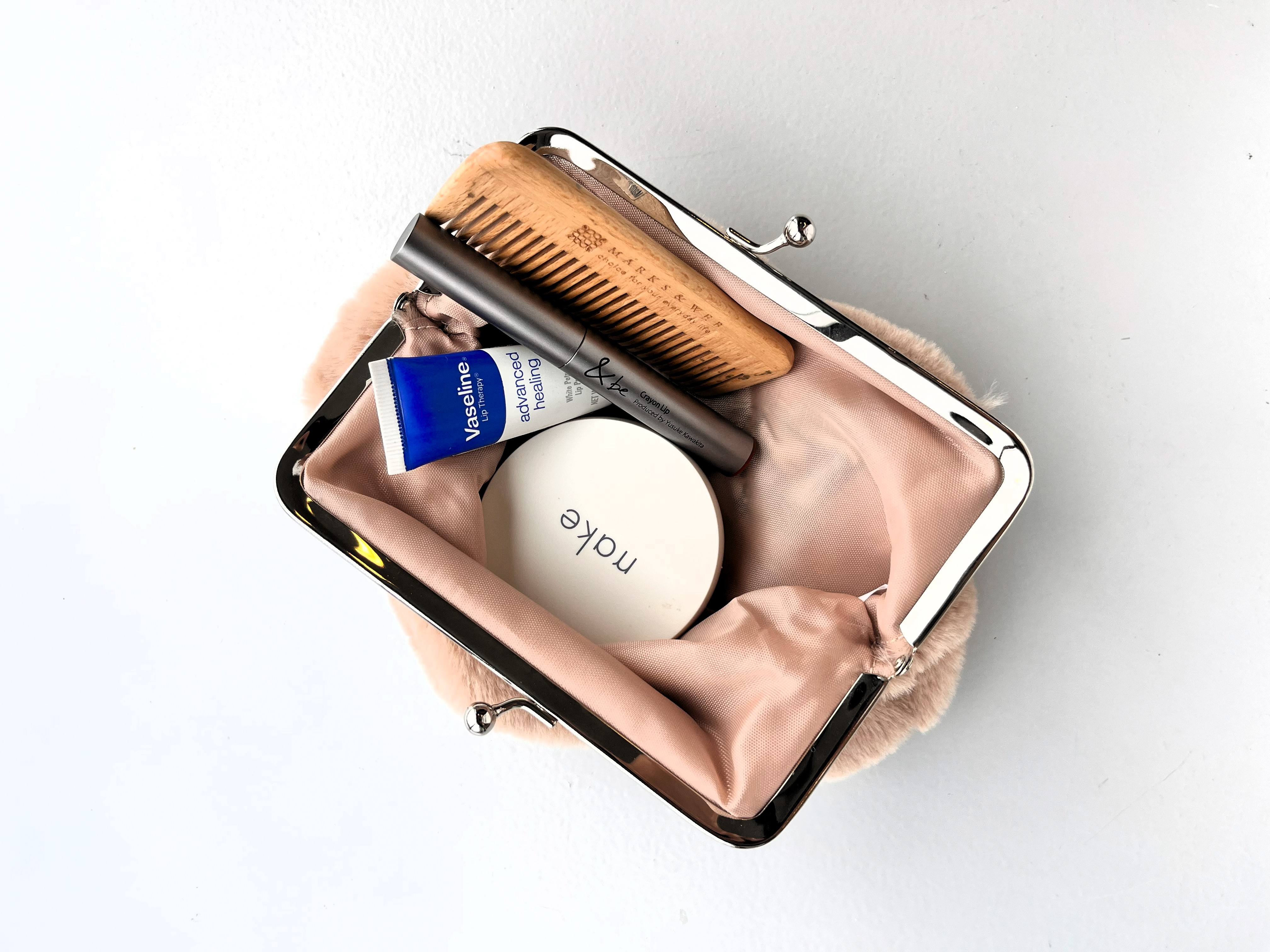 2025年11月増刊号≪特別付録≫SNOOPY [スヌーピー] 刺繍入りがま口