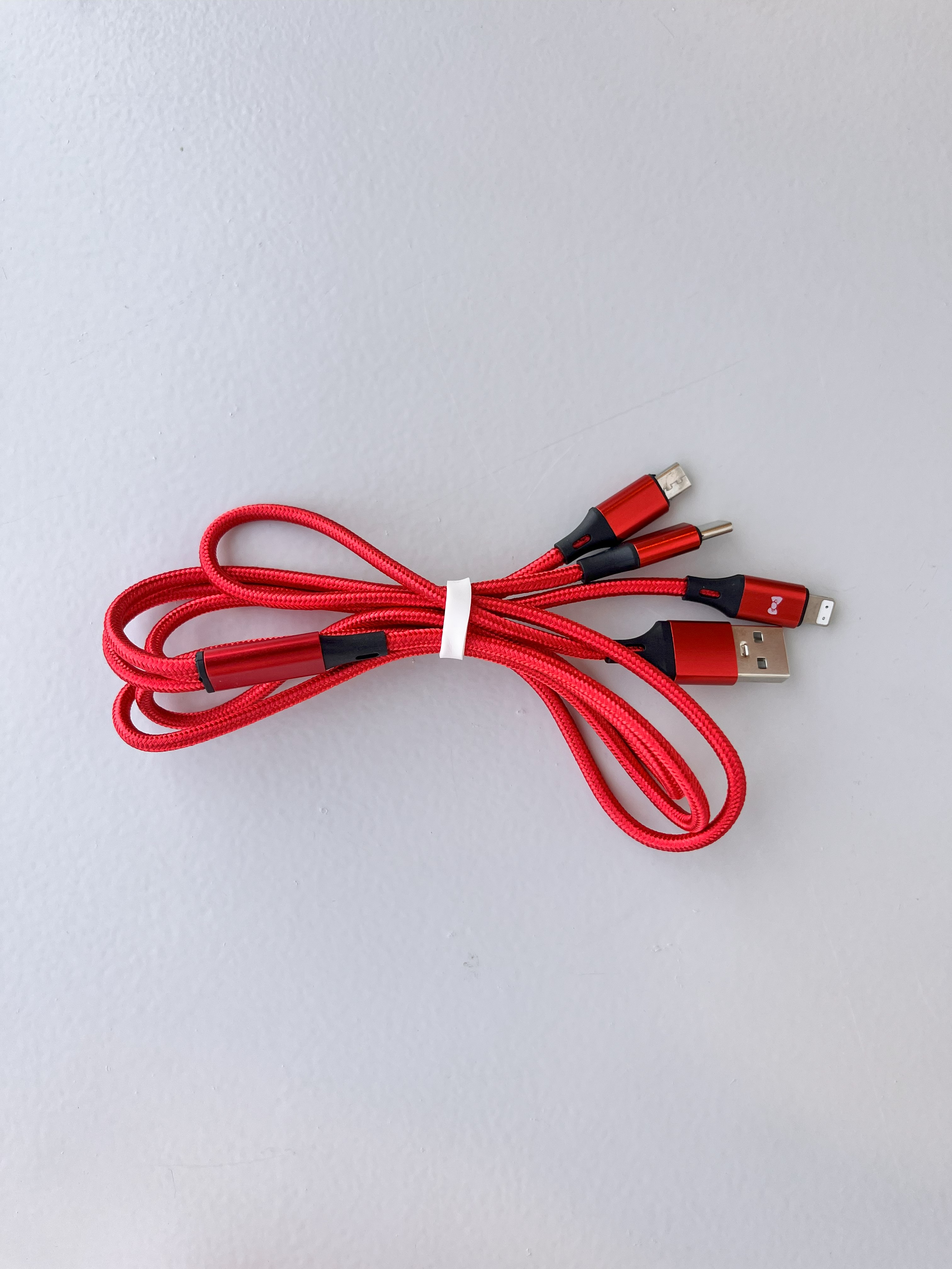 2025年11月号《特別付録》Hello Kitty [ハローキティ] 120cmUSB充電