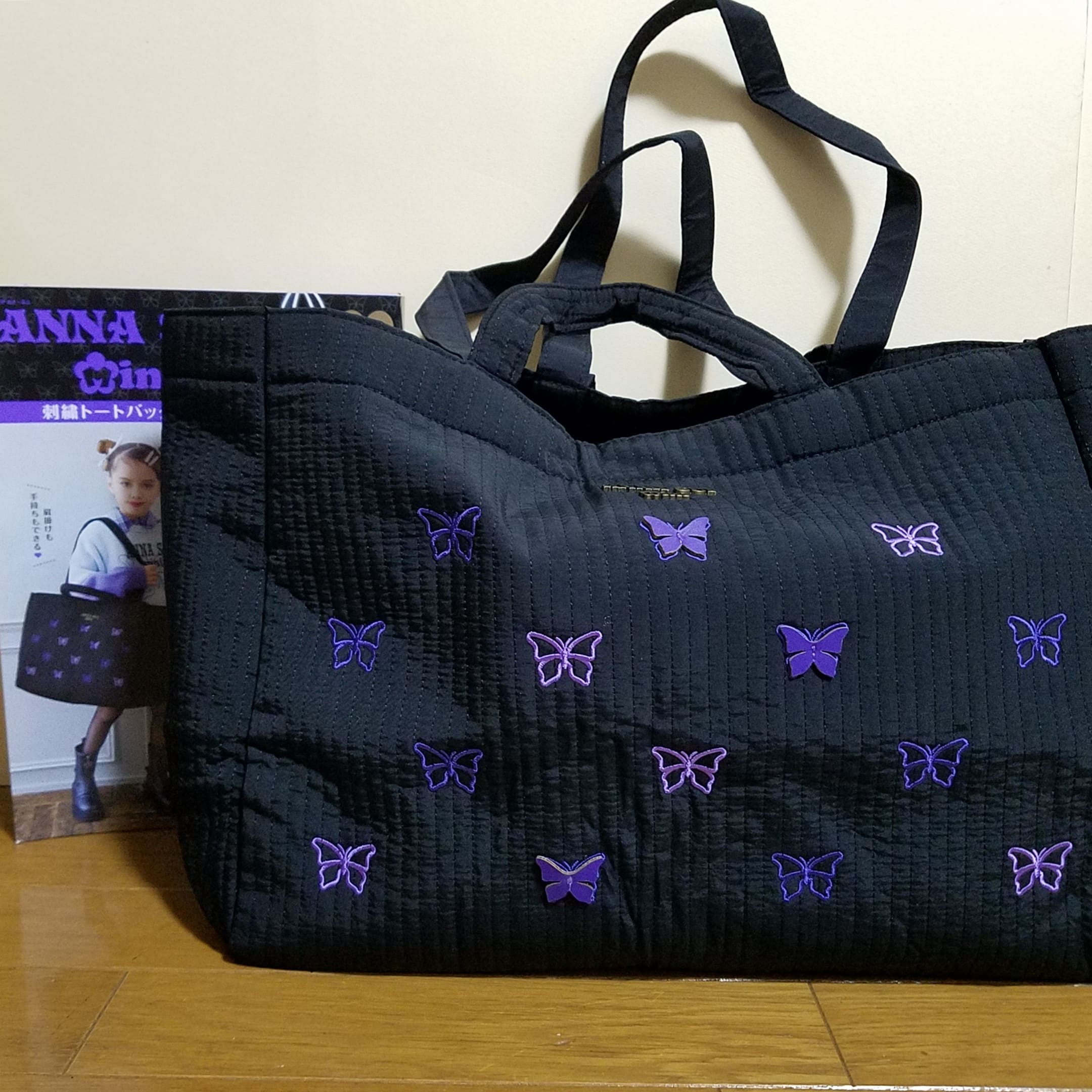 ANNA SUI(アナスイ） mini 刺繍トートバッグBOOK