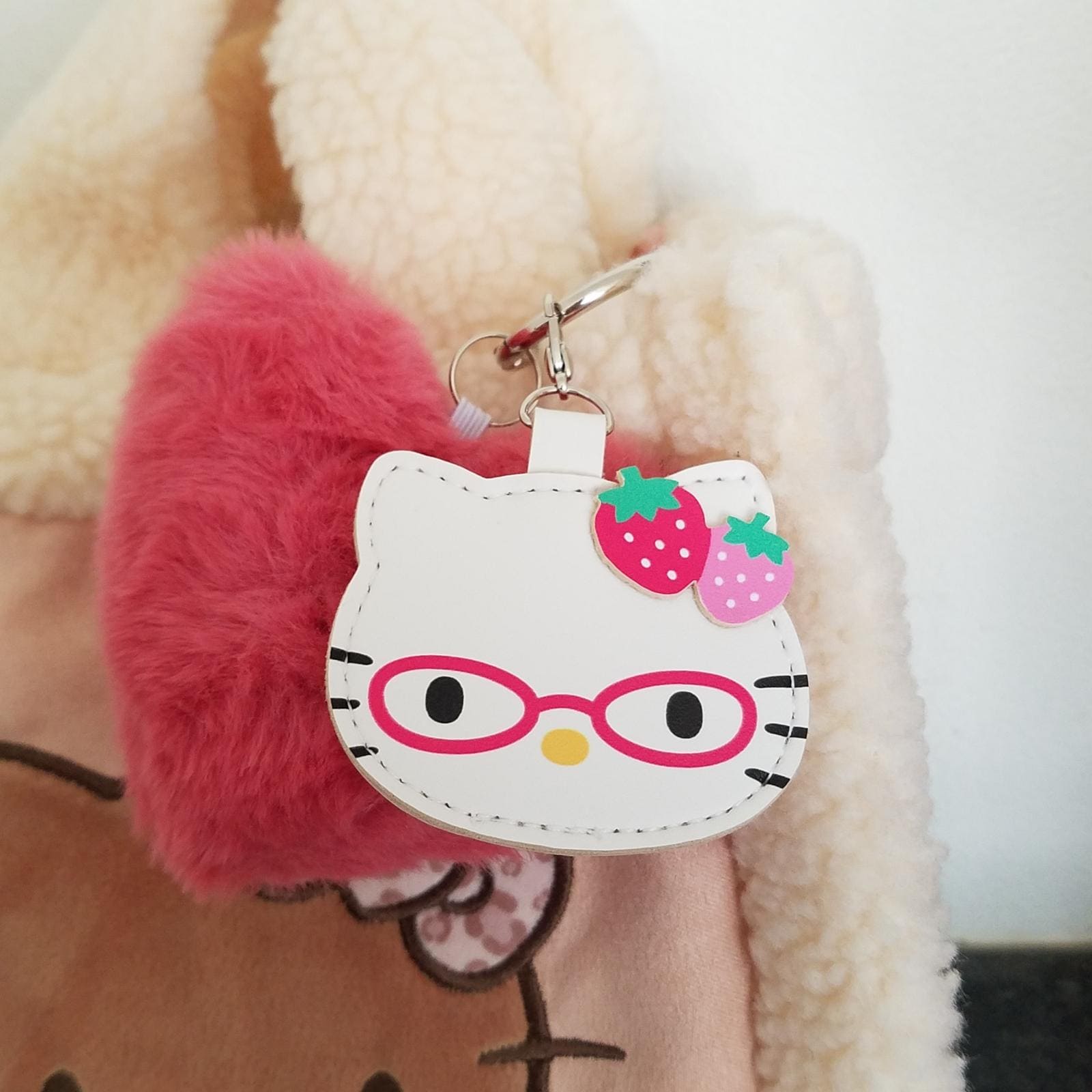 ハローキティ ふわふわファーチャームBOOK